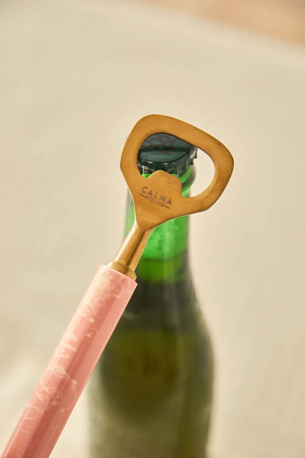 Abrebotellas rosa Mango - Image 4