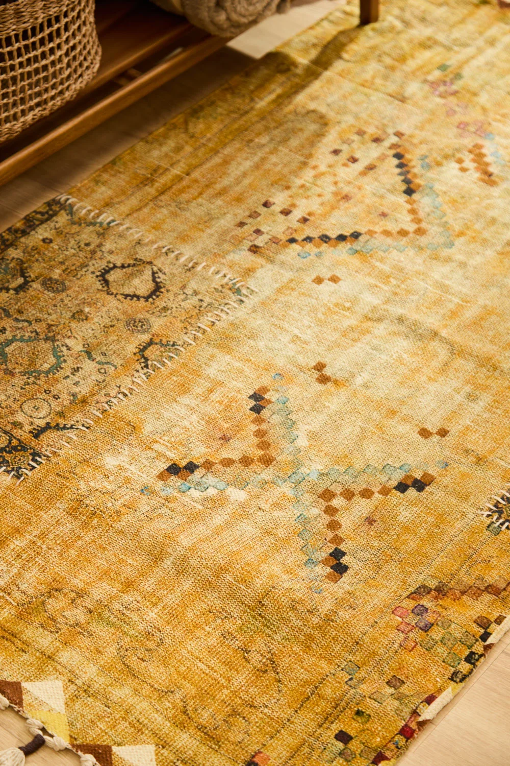 Alfombra de dhurrie en patchwork mostaza Dinka - Image 10