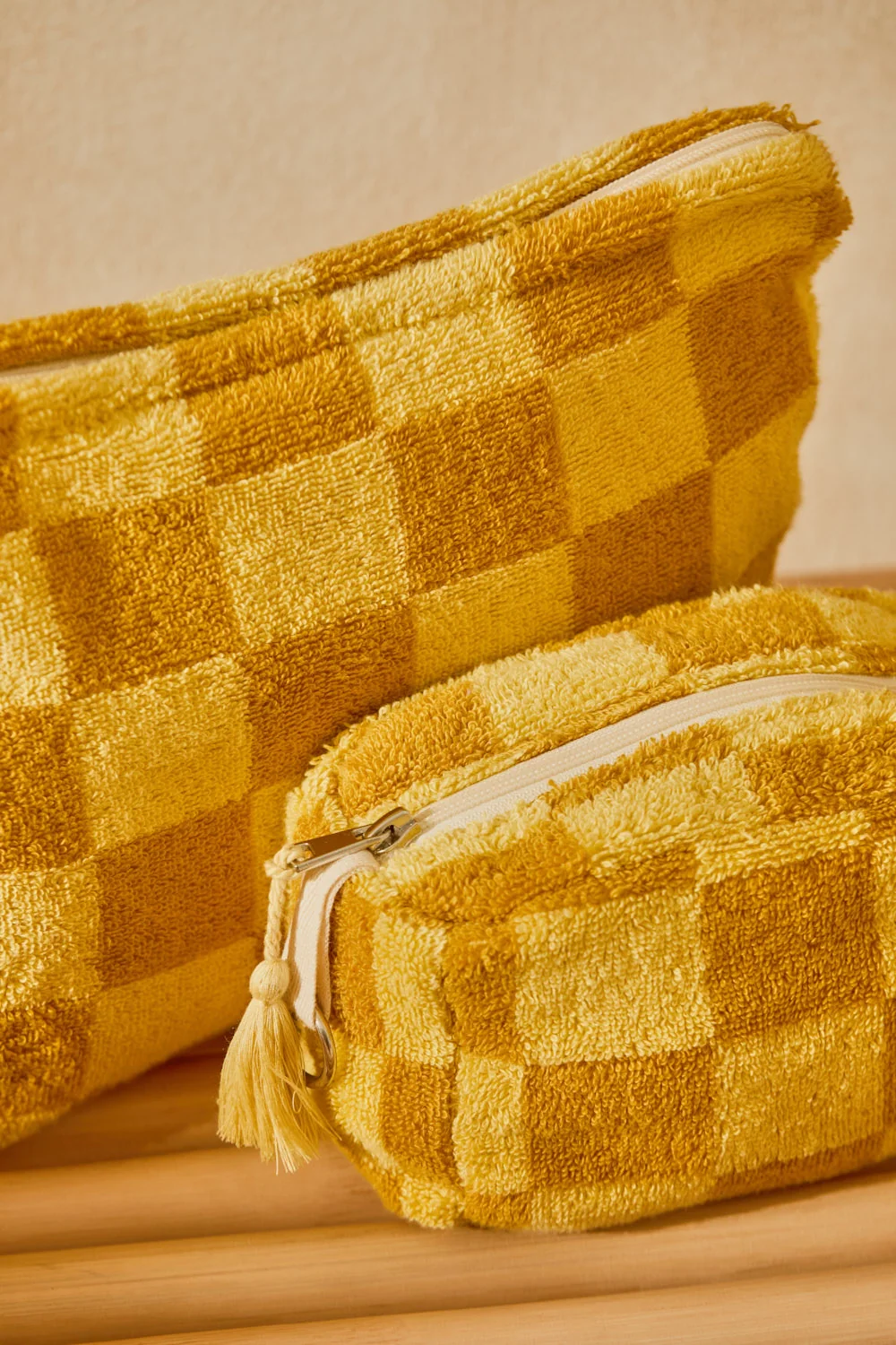 Bolso de mano de algodón rizo con diseño a cuadros mostazas Pipa - Image 7