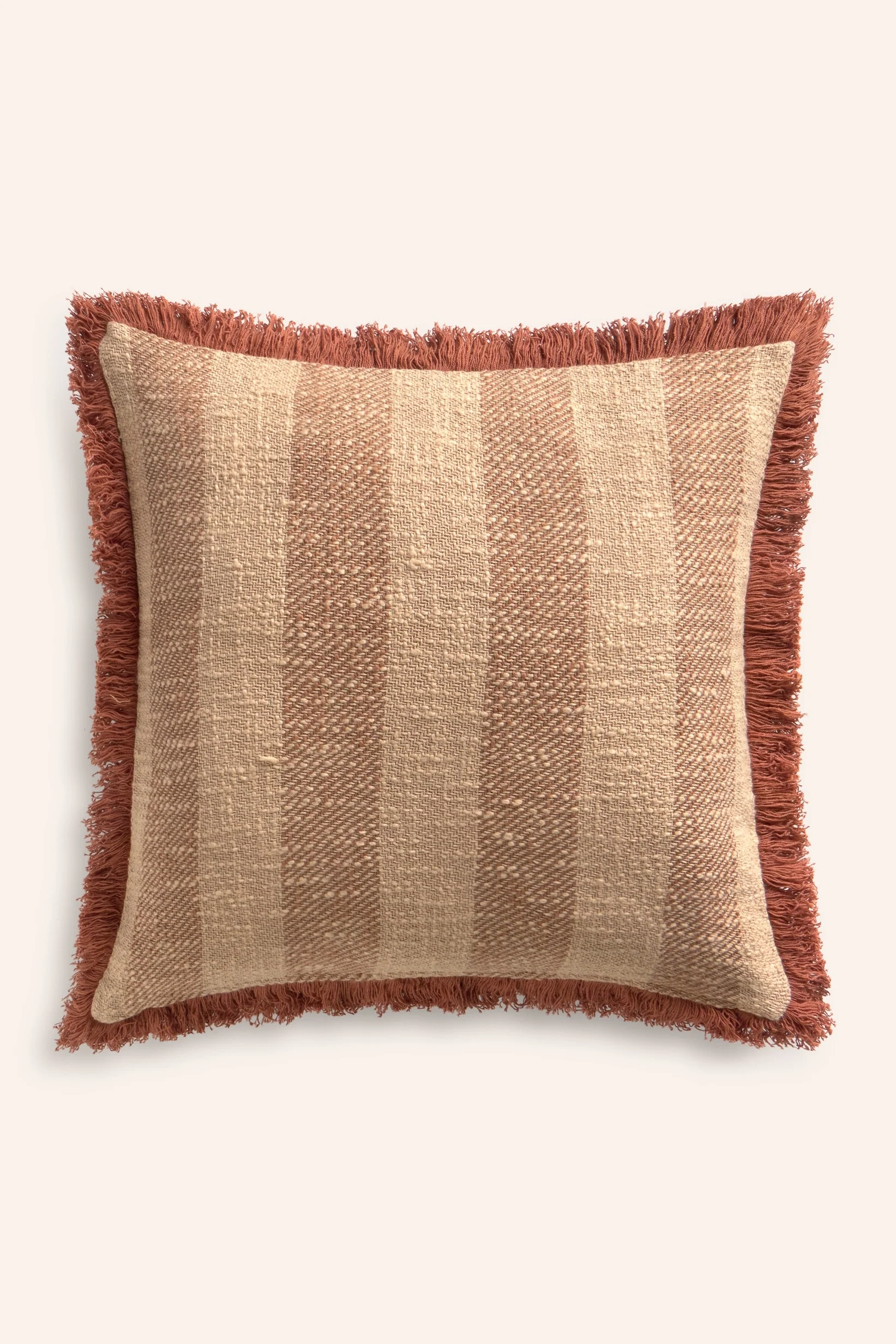 Funda de cojín cuadrada de algodón con flecos tono tierra Jaipur - Image 9