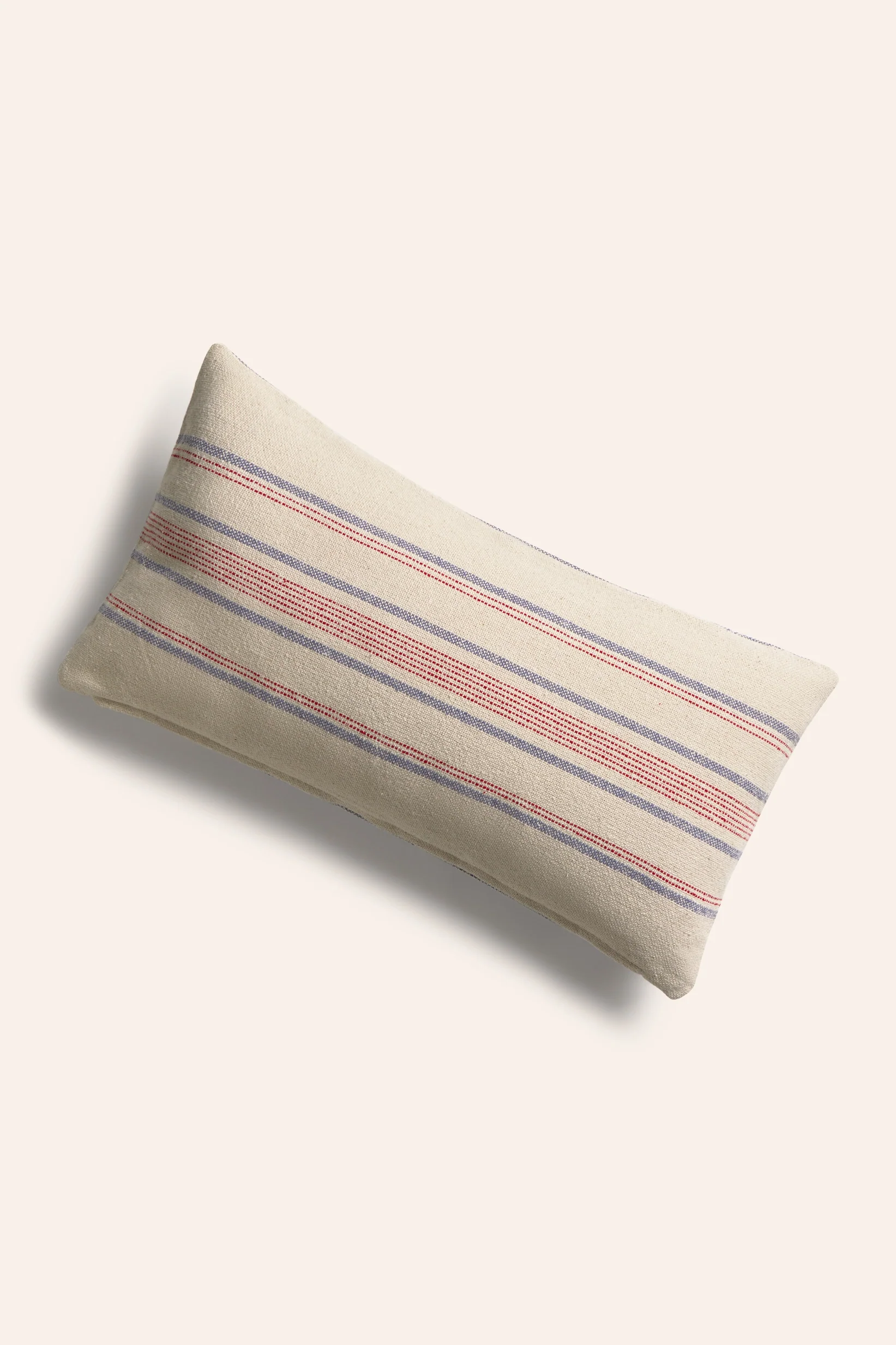Funda de cojín rectangular de algodón de alto gramaje con raya tejida Born - Image 4