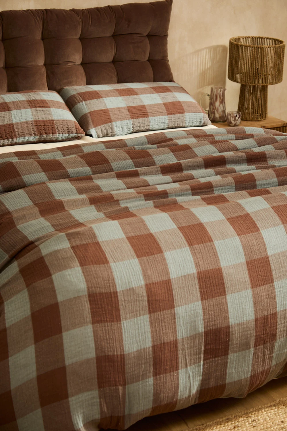 Funda nórdica + juego de almohada de muselina de algodón a cuadros marrones Oslo - Image 4
