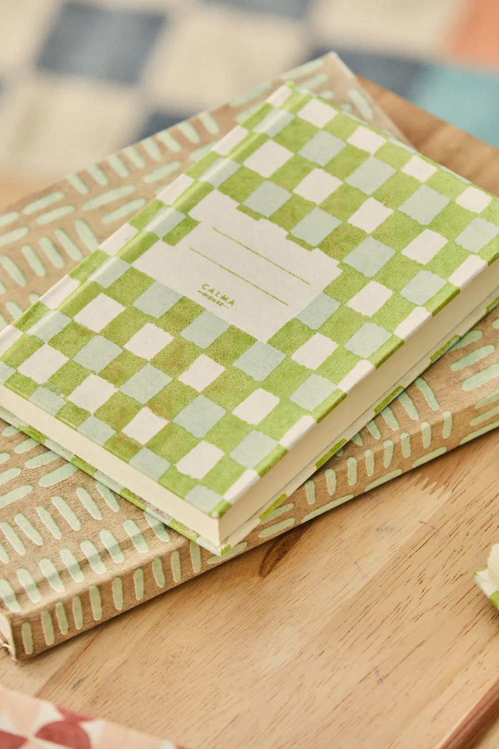 Libreta de bolsillo artesanal verde Roser - Image 3
