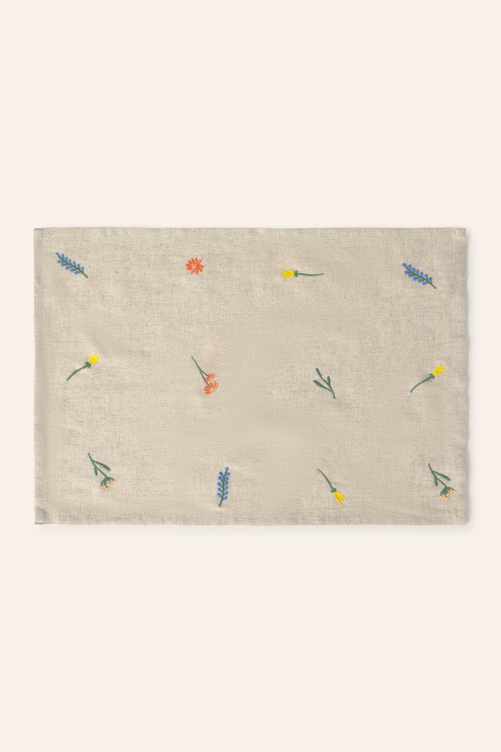 Mantel individual de lino bordado con flores Spring - Image 6