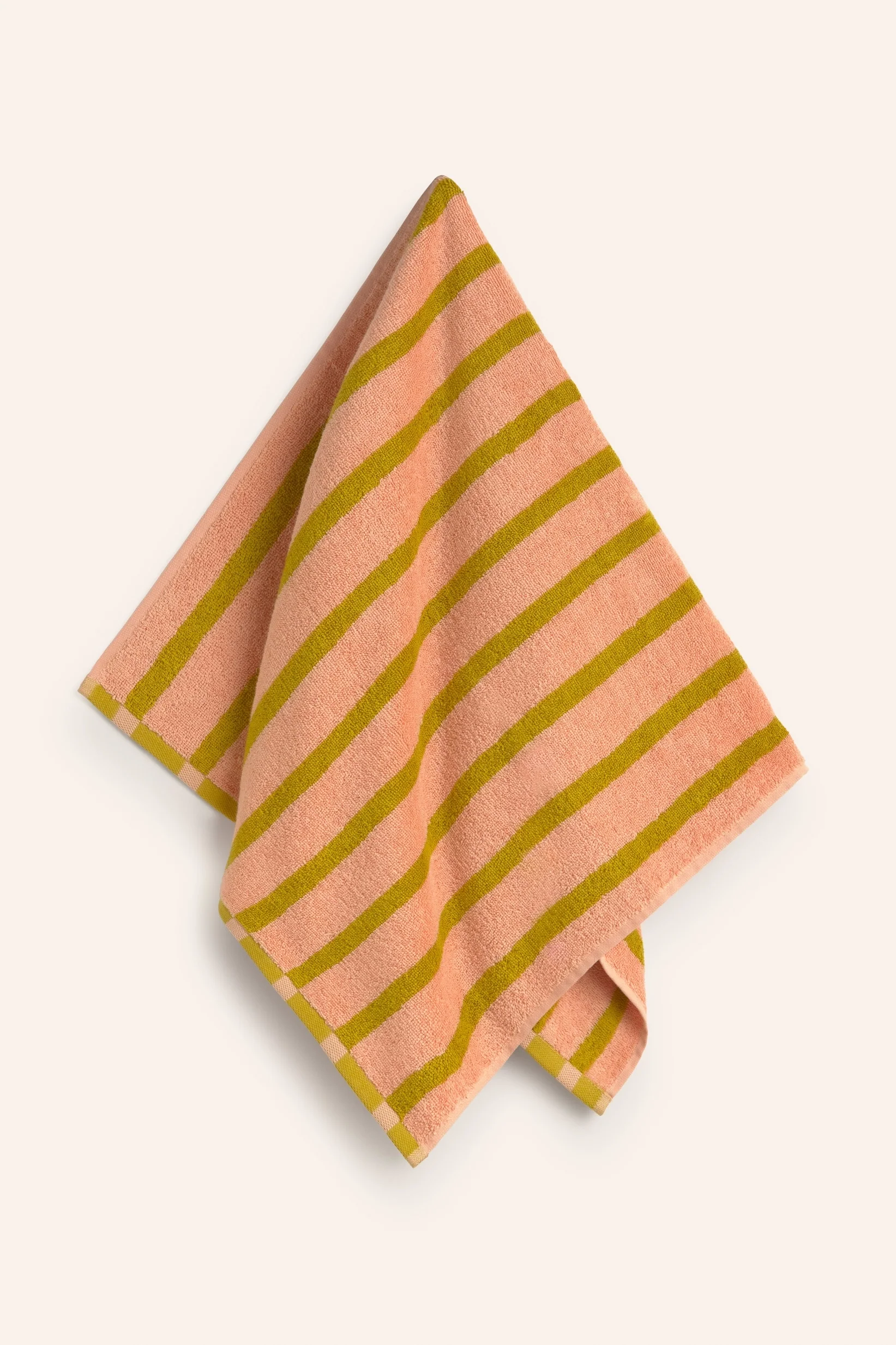 Toalla de baño de algodón de gramaje 530 g/m² de rizo a rayas rosas Saturno - Image 10