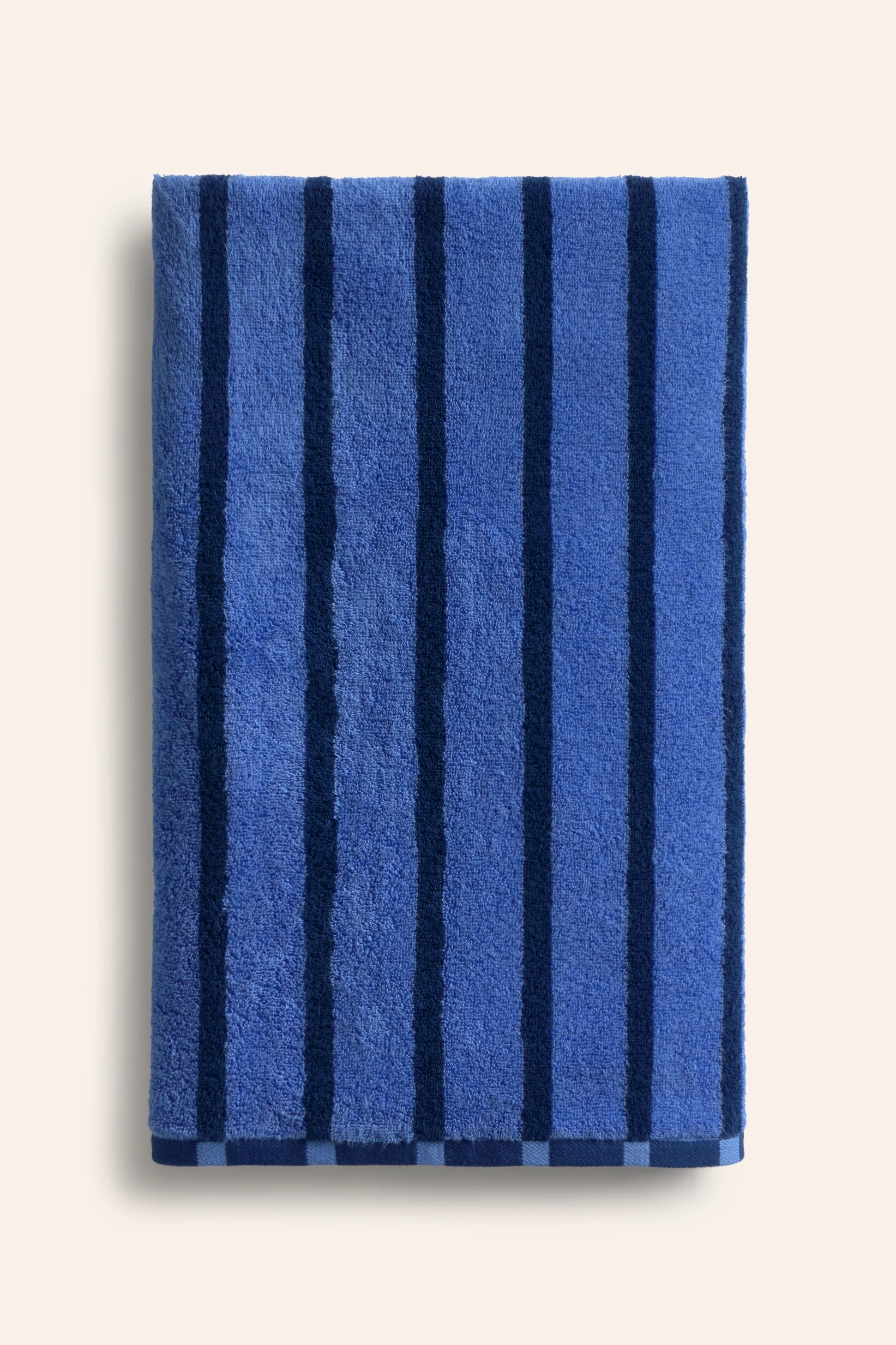 Toalla de playa de algodón rizo con diseño a rayas azules Saturno - Image 10